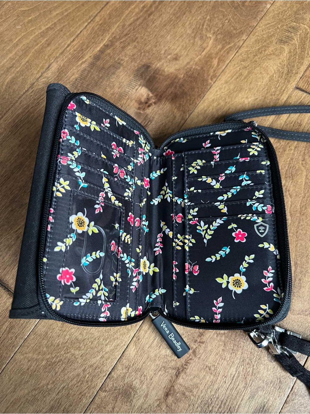 Vera Bradley Black Crossbody Wristlet Bag - Picture 4 of 10